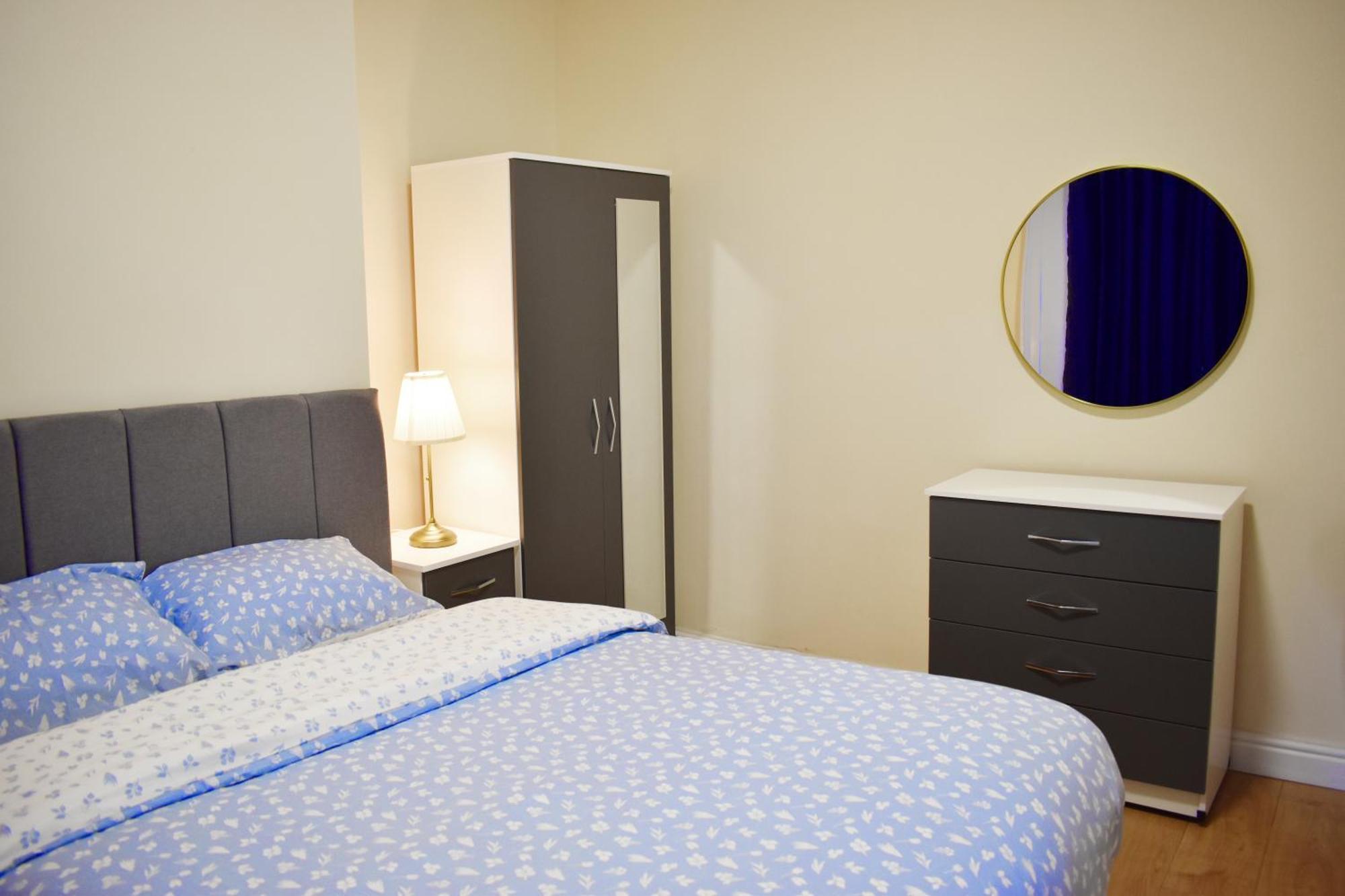 Birmingham City Centre Bedroom, Parking, Wifi, Kitchen, Living Room Екстер'єр фото