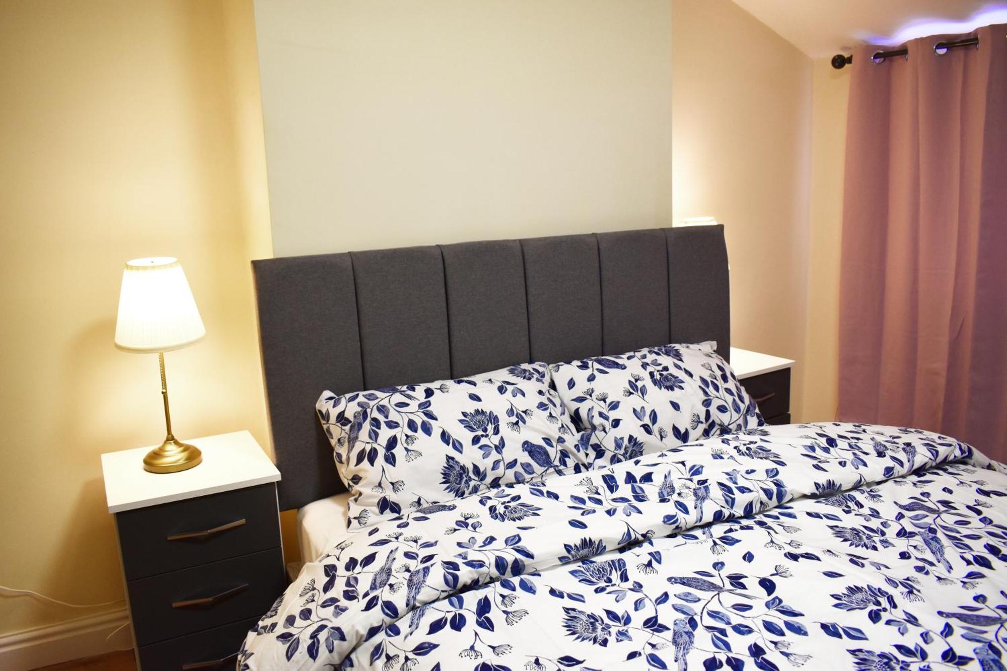 Birmingham City Centre Bedroom, Parking, Wifi, Kitchen, Living Room Екстер'єр фото